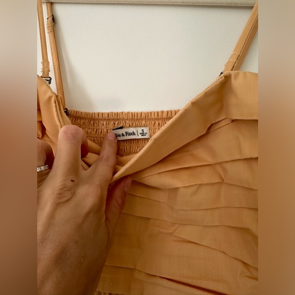 ABERCROMBIE & FITCH-Pleated Top Midi - Picture 4 of 6